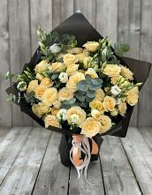 Букет цветов из:  Розы и Лизиантусы #REPLACE_PRED# Сычево