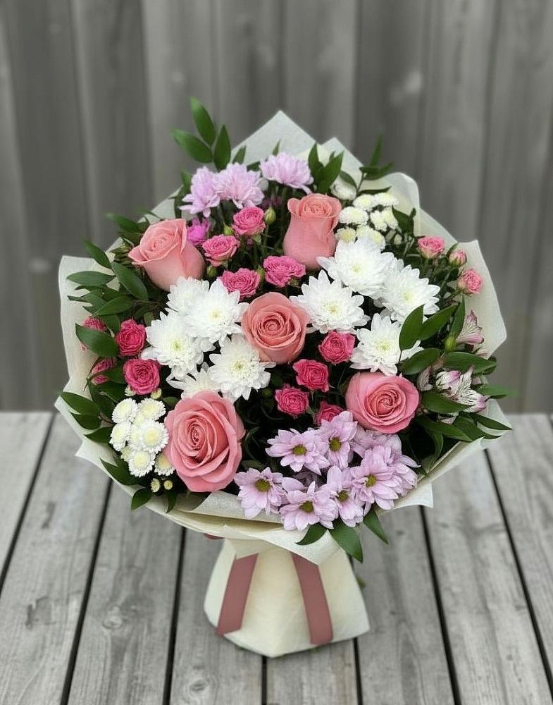 Букет цветов из: Альстромерии, Гвоздики, Розы и Хризантемы в Сычево