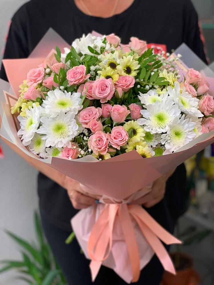 Букет цветов из: Розы и Хризантемы в Сычево