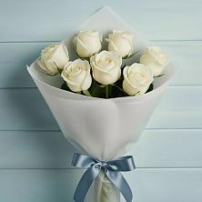 Букет 7 Белых роз Эдлесс Лав в Сычево