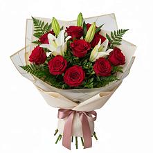 Букет цветов из:  Лилии и Розы в Сычево