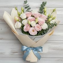 Букет цветов из:  Лизиантусы в Сычево