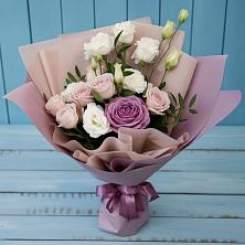Букет цветов из:  Розы и Лизиантусы в Сычево