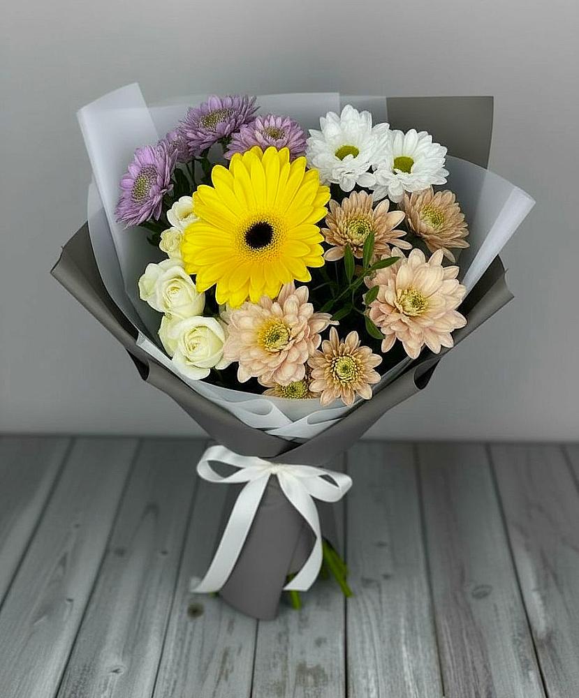 Букет цветов из: Розы, Герберы и Хризантемы в Сычево