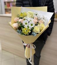Букет цветов из:  Альстромерии, Розы и Хризантемы в Сычево