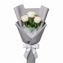 Букет 3 белые розы в Сычево