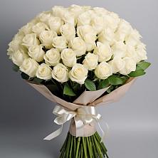Букет 101 беля роза Белоснежка в Сычево