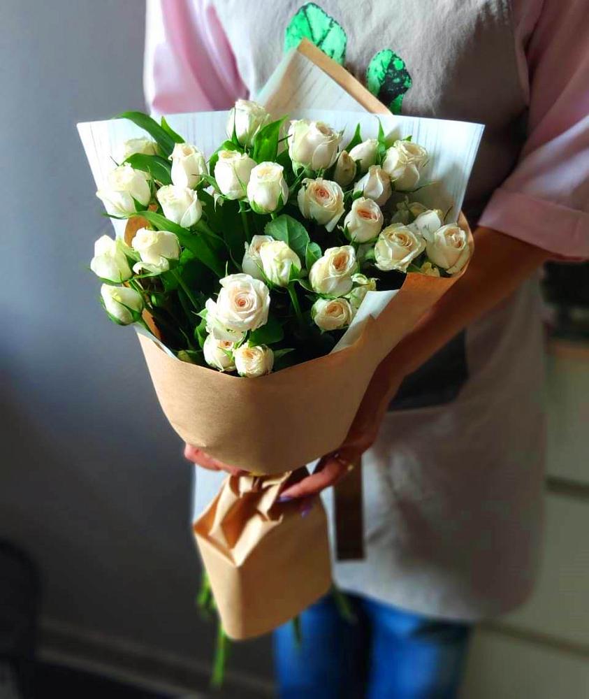 Букет цветов из: Розы в Сычево