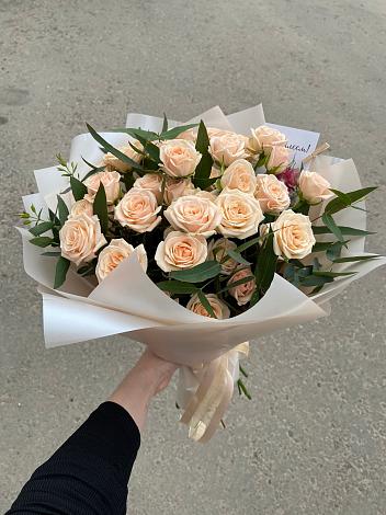 Букет Кремовые розы Латте в Сычево