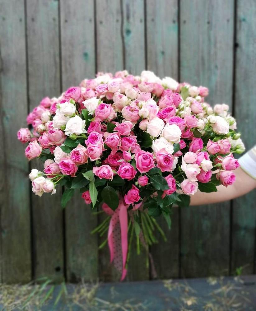 Букет Розовые кустовые розы Натали и Лав Лидия в Сычево