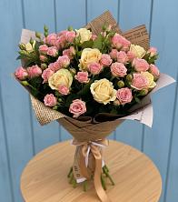 Букет цветов из:  Розы в Сычево