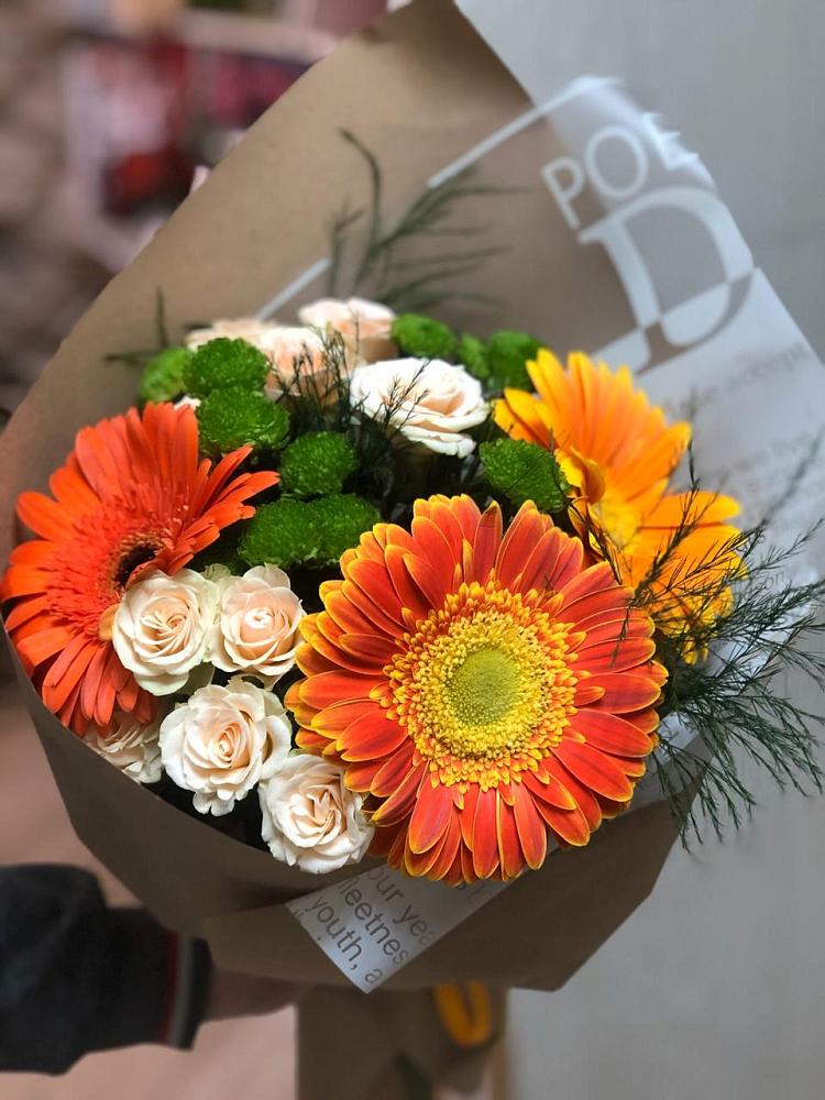Букет цветов из: Герберы, Хризантемы и Розы в Сычево