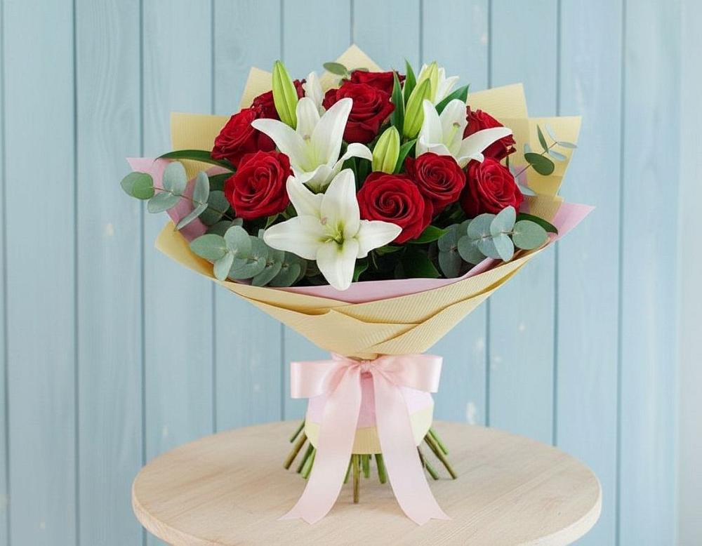 Букет цветов из: Лилии и Розы в Сычево